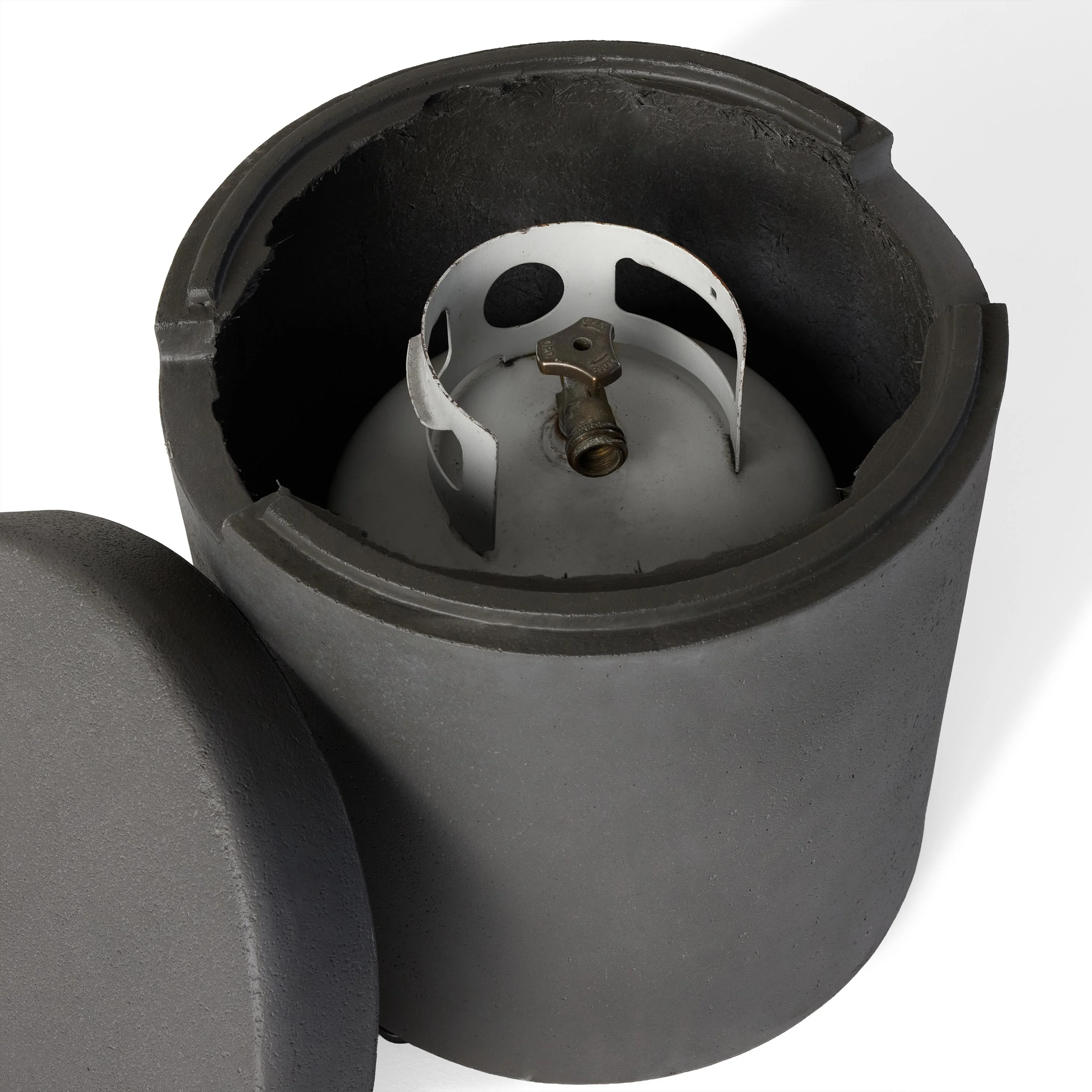 Aspen Round Propane Tank Cover - Carbon