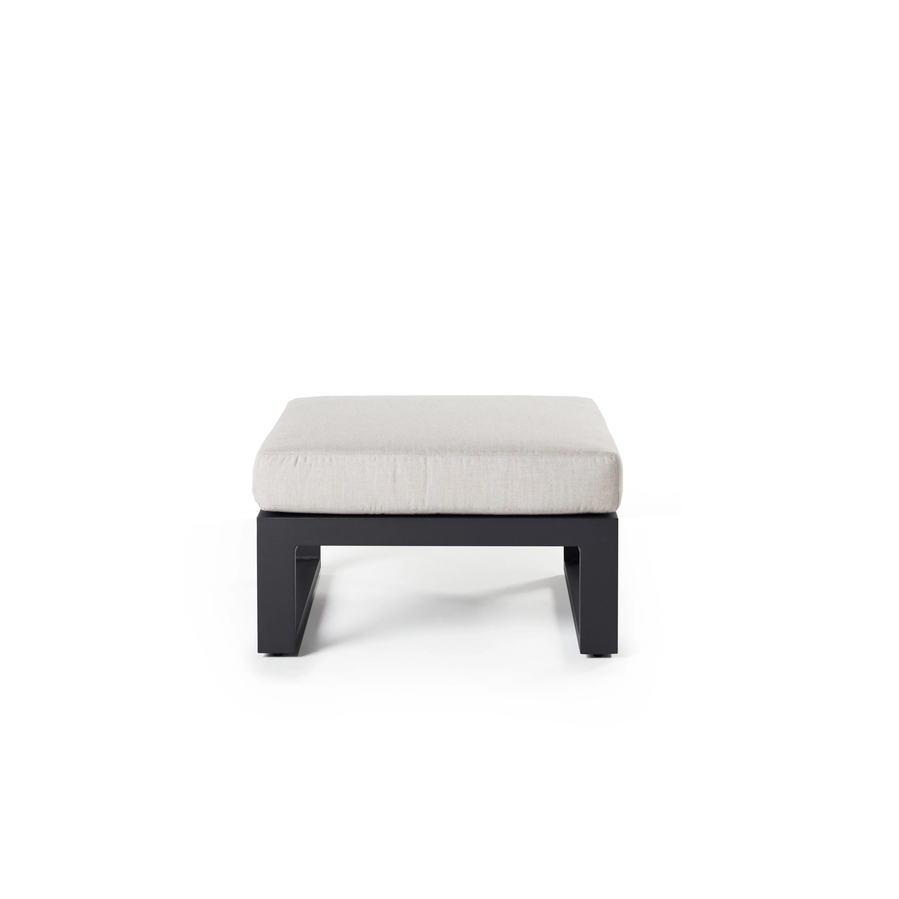 1398-belvedere-ottoman-in-charcoal-aluminum-1.webp Belvedere Ottoman in Charcoal Aluminum
