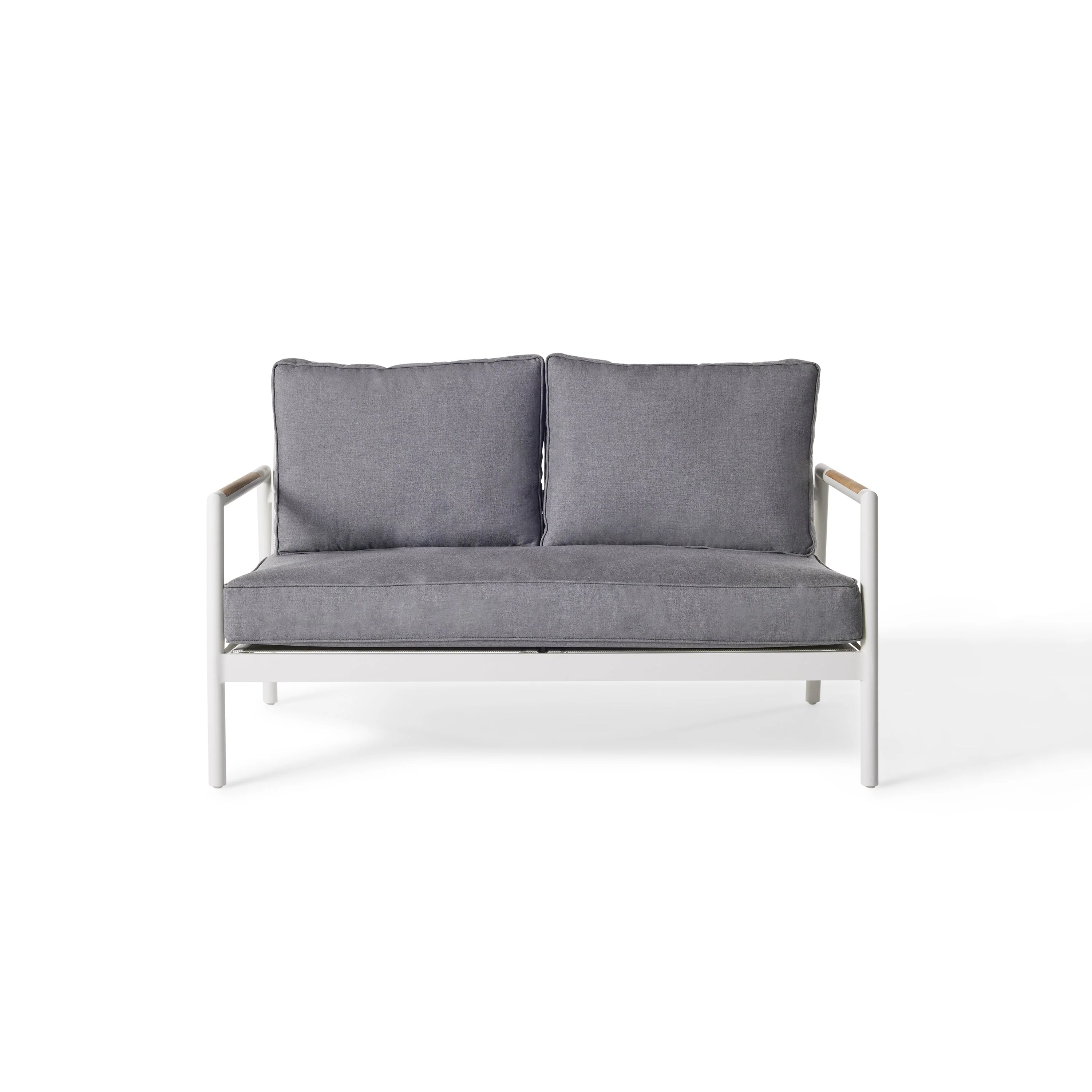 Pasadena Loveseat in White Aluminum