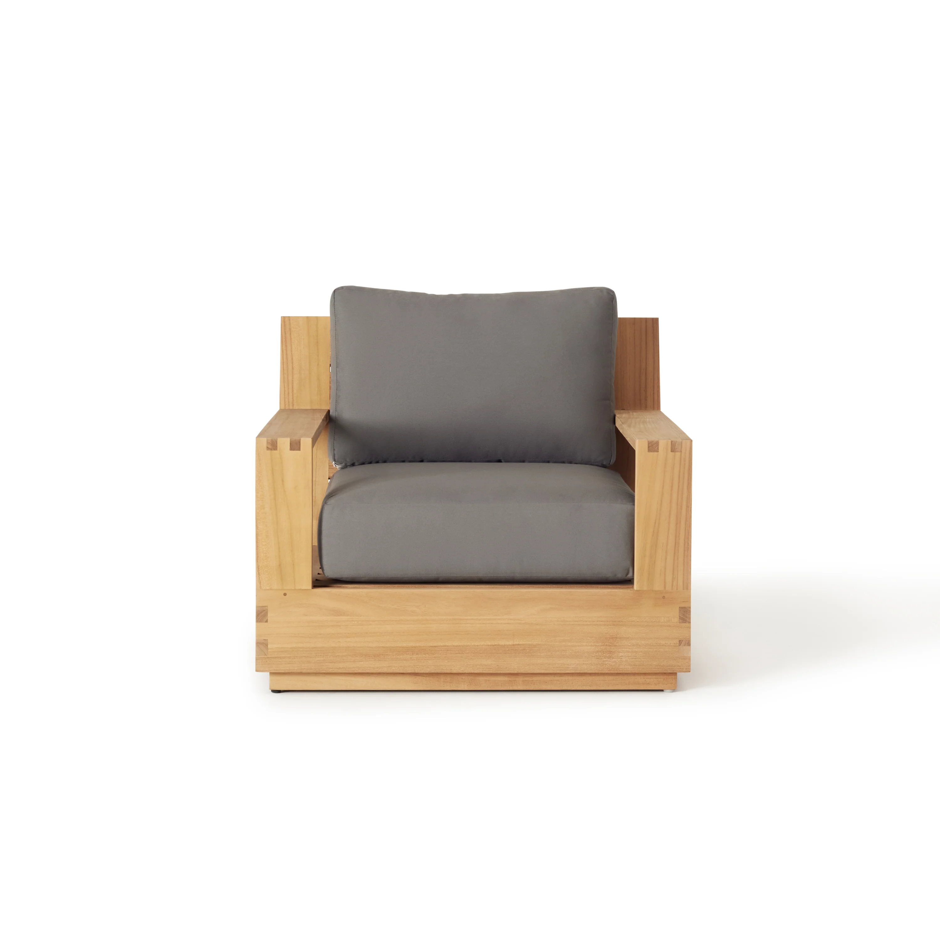 1840-sonora-lounge-chair-in-natural-teak-1.webp Sonora Lounge Chair in Natural Teak