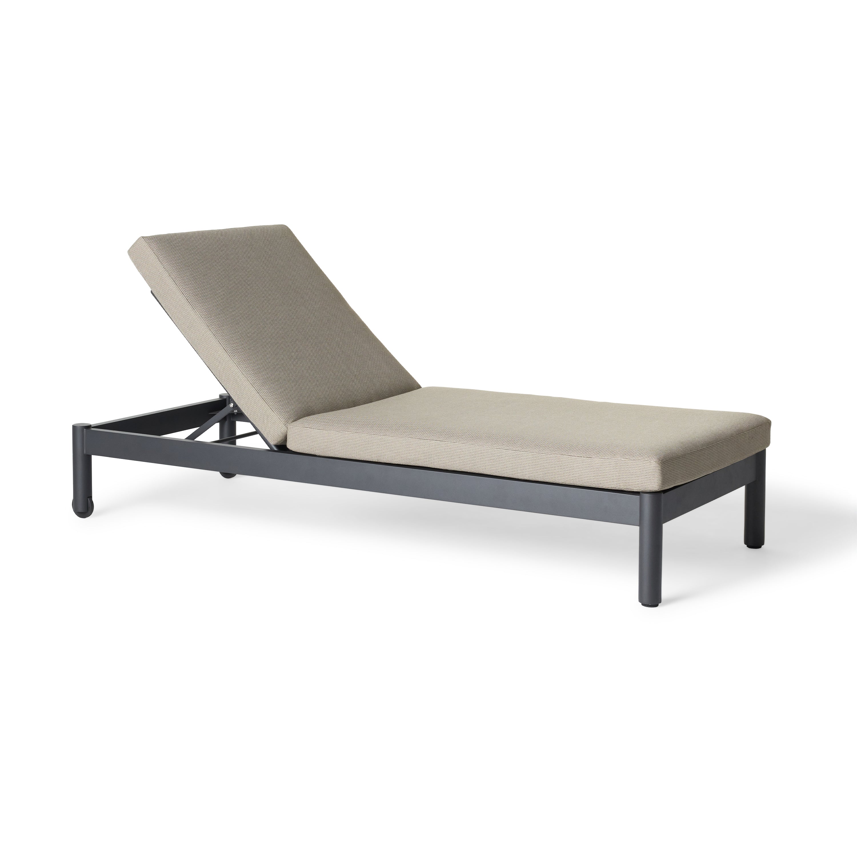 87-stinson-chaise-in-charcoal-aluminum-1.jpg Stinson Chaise in Charcoal Aluminum